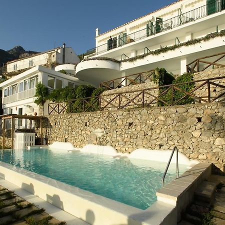 פראינו Hotel Il Pino מראה חיצוני תמונה