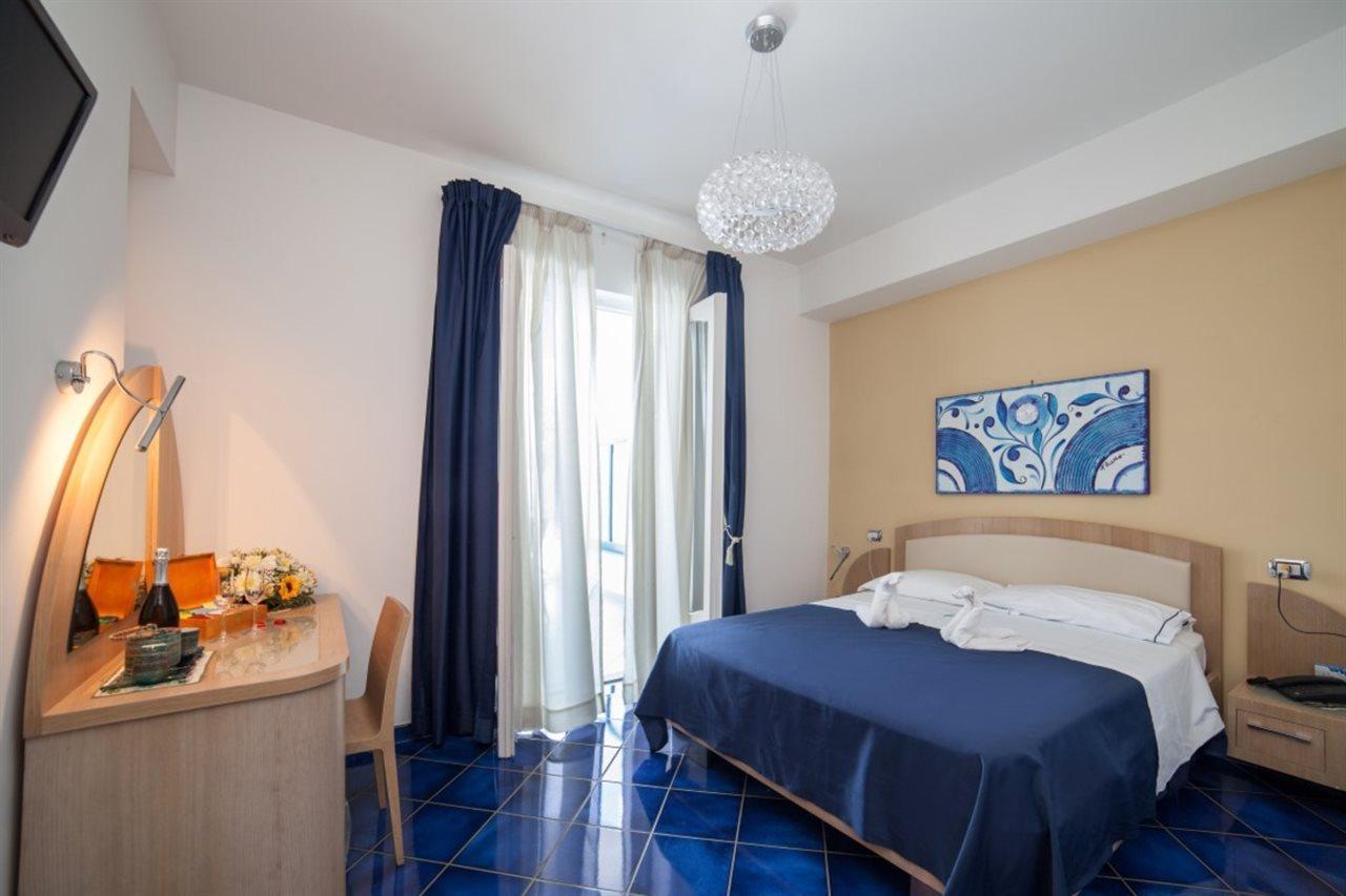 פראינו Hotel Il Pino מראה חיצוני תמונה