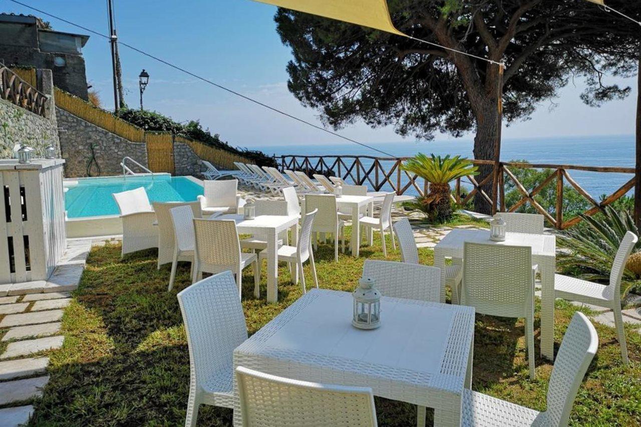 פראינו Hotel Il Pino מראה חיצוני תמונה